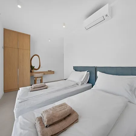 Salis With Heated Pool & Sea View Villa *