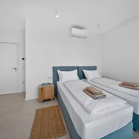 Salis With Heated Pool & Sea View
